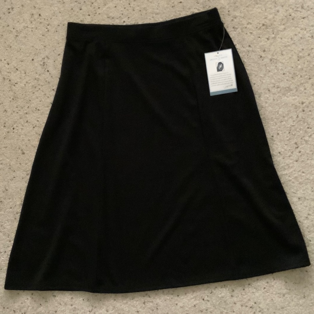 Jaclyn Smith Skirt, Small, Black, NWT